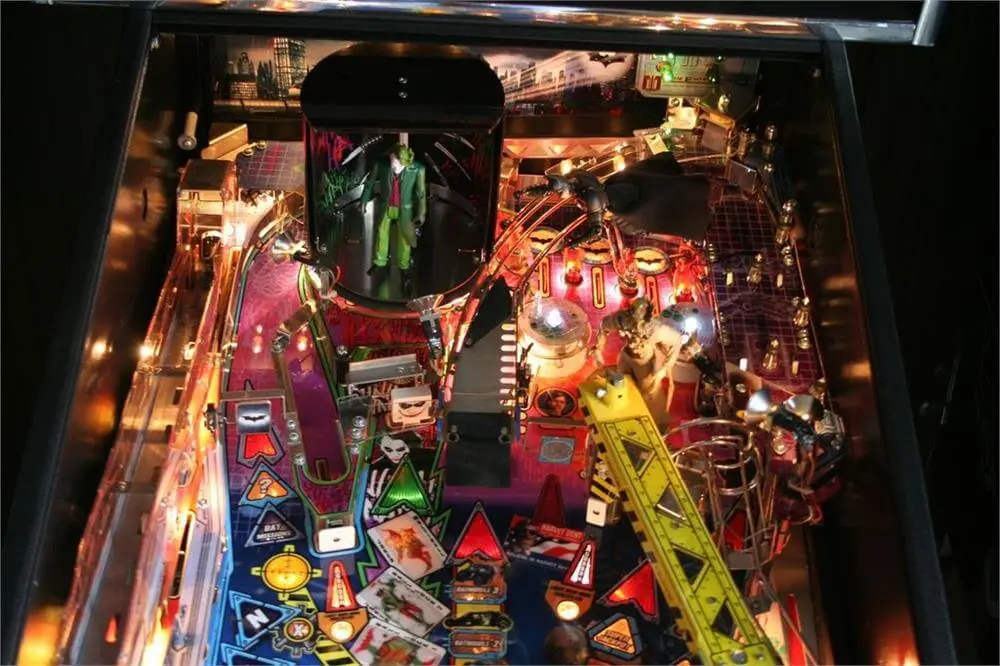 Batman Dark Knight Pinball Machine by Stern - Image 4