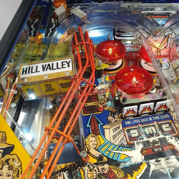 Back to the Future Pinball Machine