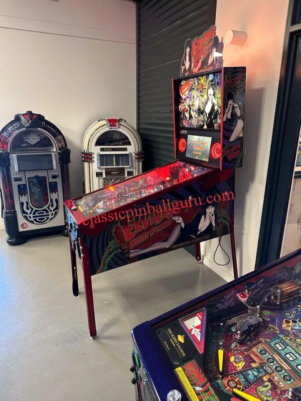 Elvira’s House Of Horrors Limited Edition Pinball Machine