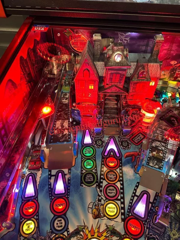 Elvira’s House Of Horrors Limited Edition Pinball Machine