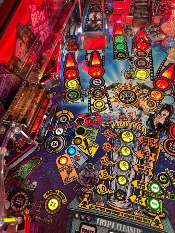 Elvira’s House Of Horrors Limited Edition Pinball Machine