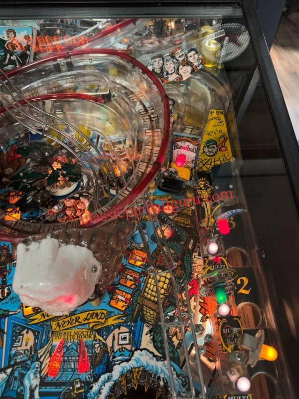 Hook Pinball Machine for sale