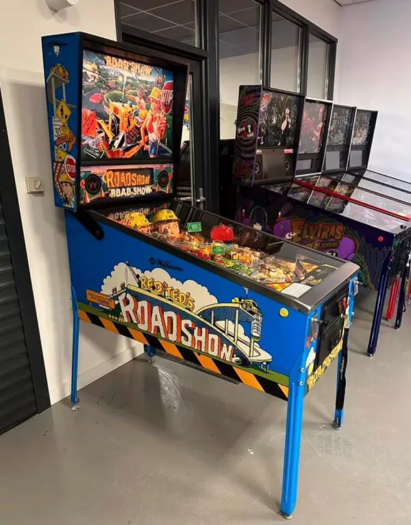 Road Show Pinball Machine