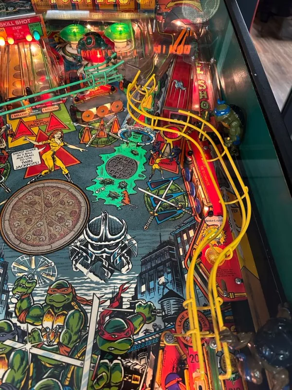 Teenage Mutant Ninja Turtles Pinball Machine