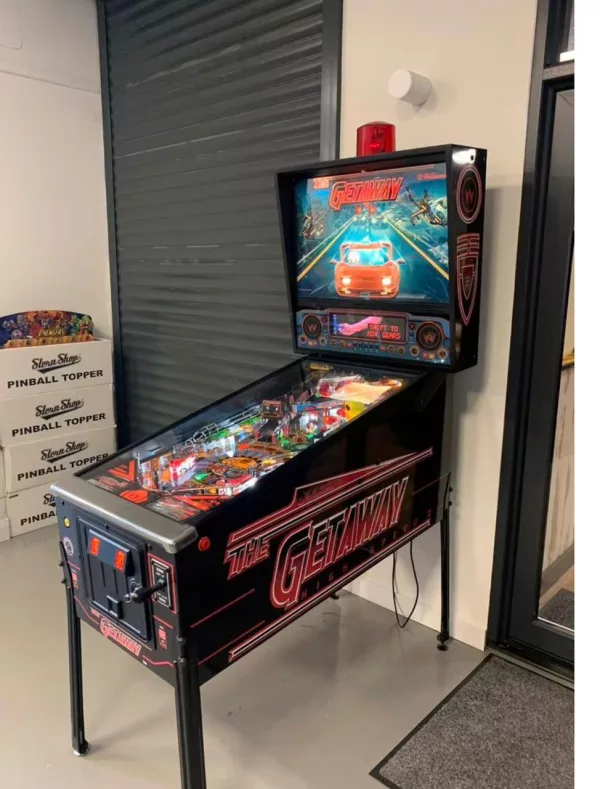 The Gateway High Speed II Pinball Machine