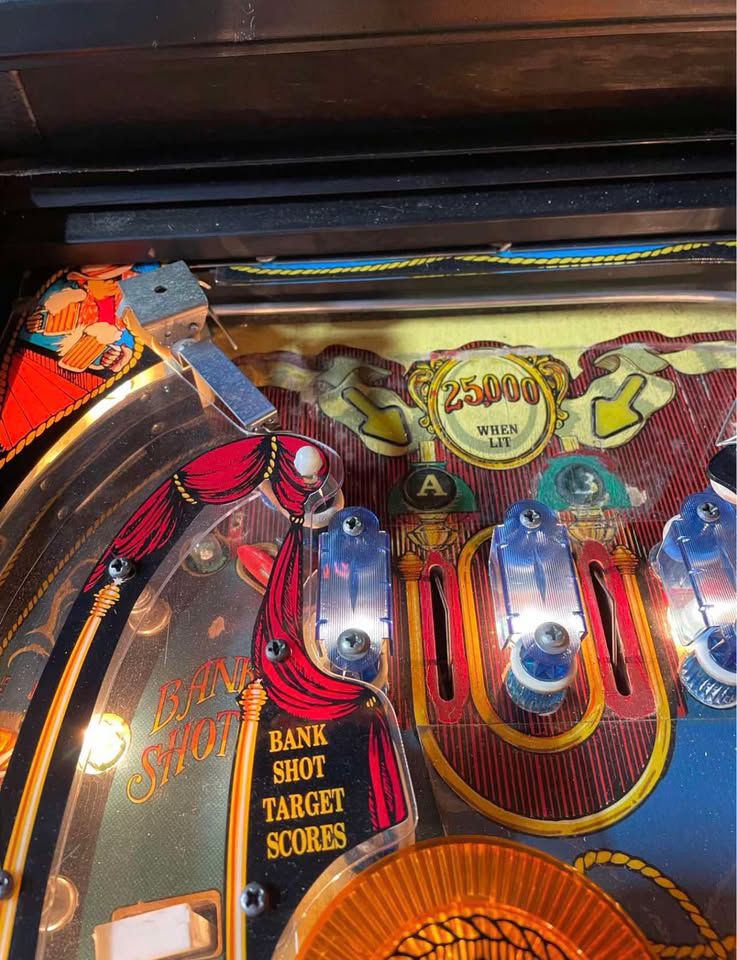 Eight Ball Deluxe Pinball Machine - Image 5