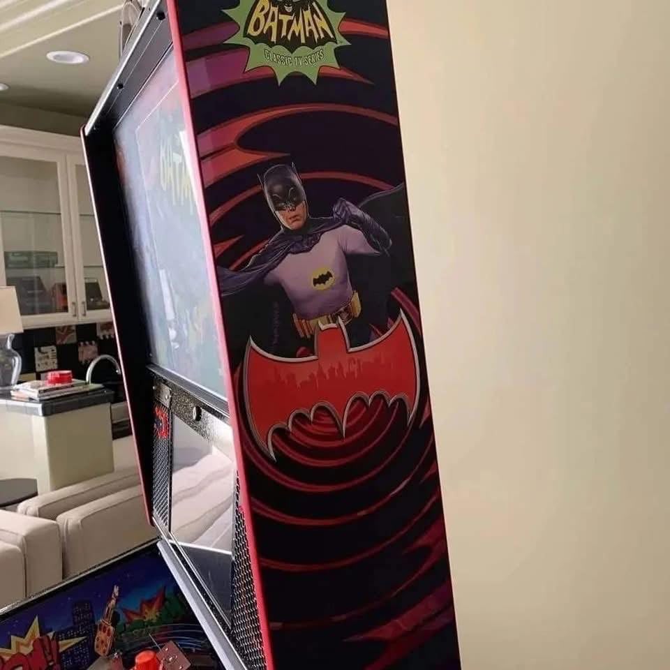 Batman 66 LE Pinball Machine - Image 3